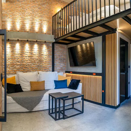 Apartment Urban Hive 2-story With Roof Garden