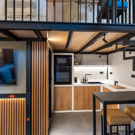 Apartment Urban Hive 2-story With Roof Garden